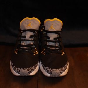 New Jordan 88 Racer Varsity Maze